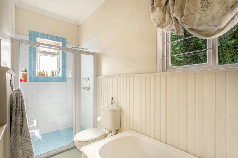To Let 4 Bedroom Property for Rent in Rondebosch Western Cape